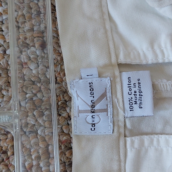 Calvin Klein Shorts - Picture 8 of 8